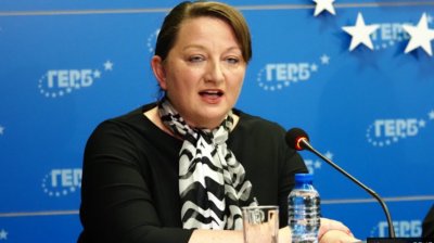 Сачева захапа президента: Генерал Радев смята, че икономиката се дирижира с команди 