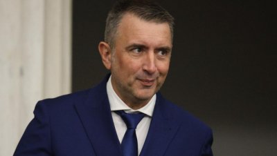 Ивайло Вълчев: Орбан нареди българските поправки на доклада за РСМ да бъдат блокирани