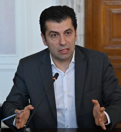 Политолози: Корупционният скандал удари "Продължаваме Промяната" в сърцето