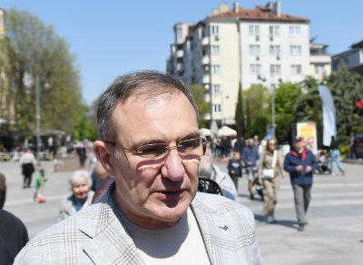 8 души в тежко състояние били намерени в незаконния дом за възрастни в София