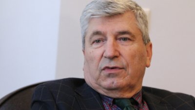 Илиян Василев: Кирил е наивен Дон Кихот