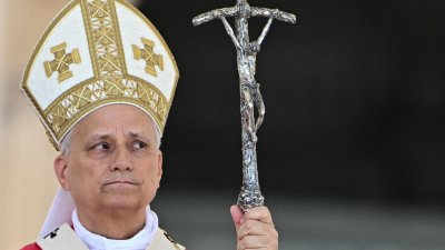 Папата зове Израел и Иран да не търсят отмъщение