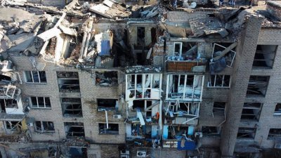 Русия обяви, че е превзела още едно село в Донецка област