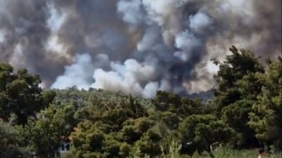 Голям пожар бушува на втория ръкав на Халкидики
