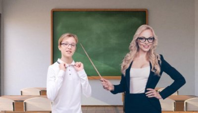 ПАЛАВАТА КЛАСНА: Учителка залива ученик с голи снимки