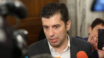 Оставката на Кирил Петков влиза за гласуване в парламента