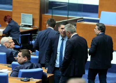 АПС няма да подкрепи вота, Костя атакува кабинета, че натиска статистиката