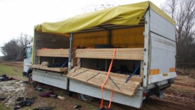 Не тръгна делото за смъртта на 18 бежанци край Локорско