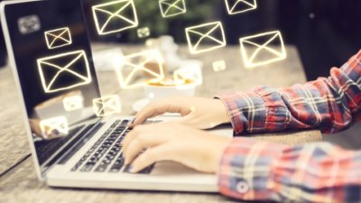 Нова фишинг атака от името на „Български пощи“ през SMS