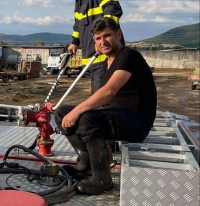 Огнеборец спря пожар от хвърлена цигара край Сопот