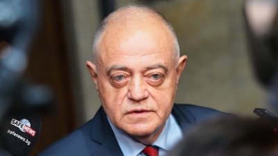 ДБ: Тошко Йорданов да си подаде оставката