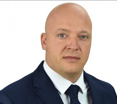 Задържаха кандидат за кмет на Съединение за побой над жена си