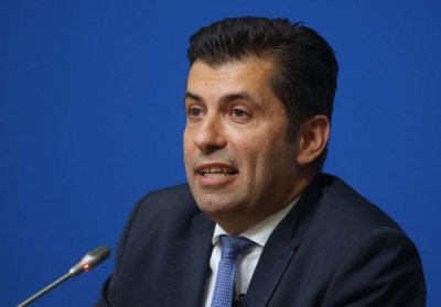 Валерия Велева: Никога до върха на държавата не е припарвал такъв дилетант като Кирил Петков