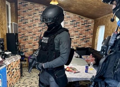 Разбита е мащабна схема за финансови престъпления и пране на пари