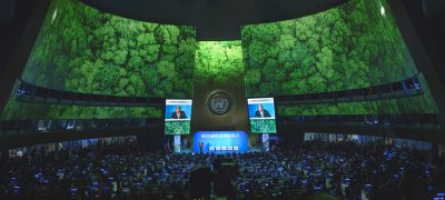 Конференцията на ООН за климата продължи и през нощта