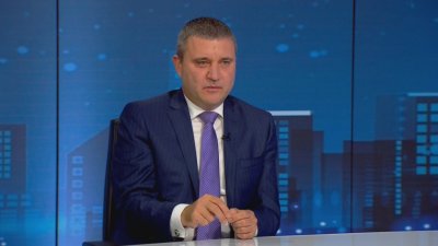 Горанов: И внуците ви ще могат да обменят левовете в евро в БНБ без такса 