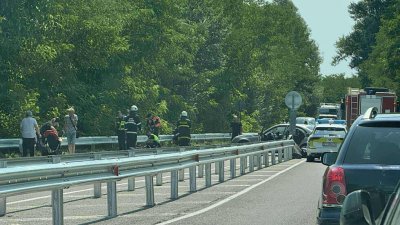 Мотор и автомобил се треснаха на пътя