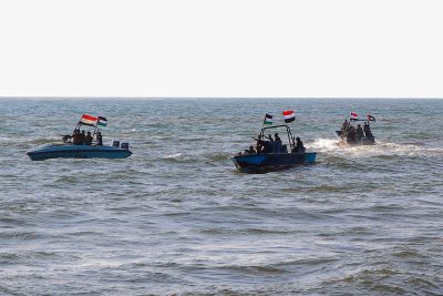 Хутите отново нападнаха кораби в Червено море