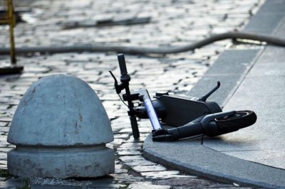 Кола блъсна две деца на тротинетка в Кюстендил
