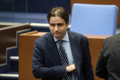 Божанов: Прът в колелата към еврозоната може да сложи само самосаботаж на правителството 