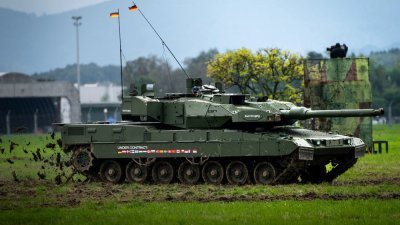Германия планира да закупи 1000 танка и до 2500 бронирани машини за €25 милиарда