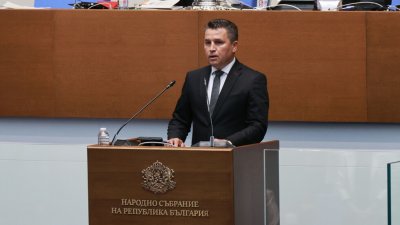 Хората на Доган за първи път ще подкрепят вота на недоверие срещу кабинета 