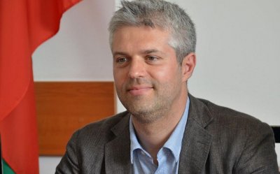 Късно снощи кметът на Варна Благомир Коцев е задържан за