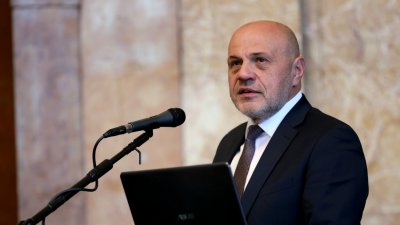 Томислав Дончев: Драмите от въвеждането на еврото ще изчезнат до март догодина
