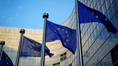 Брюксел предупреди страните в ЕС: Все по-често се игнорират препоръките ни за справяне с корупцията 