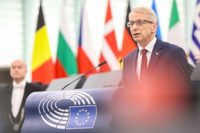 Денков с кървава декларация: Бойко, освободи България! Задушаваш я