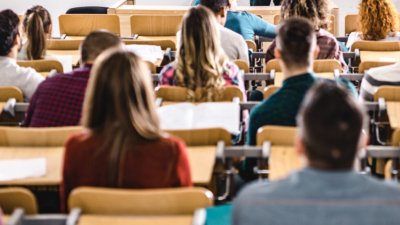 Обрат в образованието! Специализирани училища, нови матури, строга дисциплина