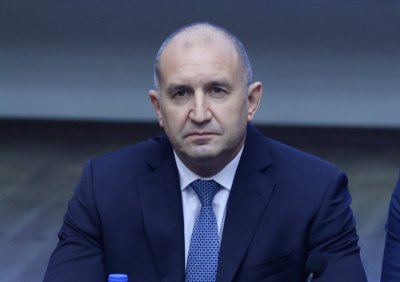 Румен Радев: България не стопира Македония към ЕС, тя сама се стопира