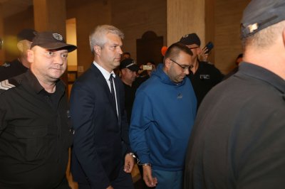 "Продължаваме Промяната" поиска проверка на прокурорите и съдията по делото срещу Благомир Коцев