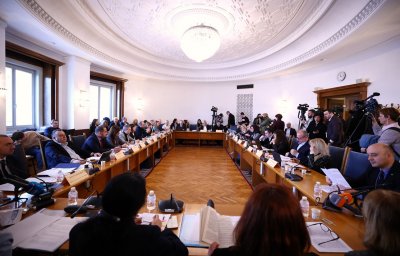 Правната комисия гласува промени в НК за излизането ни от сивия списък за пране на пари