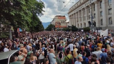 Татко Петко недоволен от протеста 