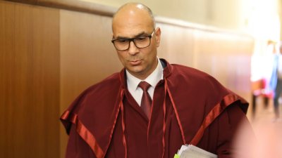 Наказаха прокурора Димитър Франтишек, намалиха му заплатата с 10% 