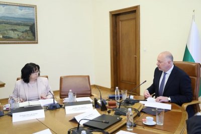 Желязков нареди на Теменужка да обясни какво става с инфлацията 