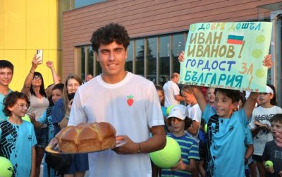 Варна посрещна като герой новия български тенис шампион - Иван Иванов (ФОТО)