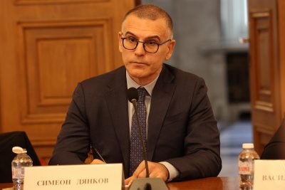 Симеон Дянков: Доналд Тръмп и Теменужка Петкова ни вкараха в еврозоната