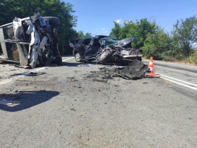Дете е с опасност за живота след тежката катастрофа на пътя Шумен-Карнобат