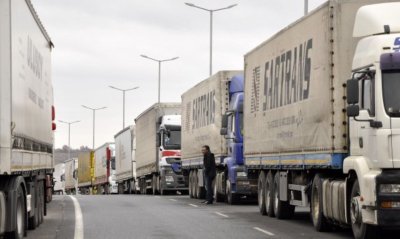 Заради жегите: Остават в сила ограниченията за движението на камиони