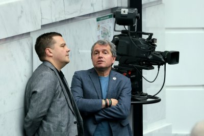 Нов скандал в парламента, ИТН напусна залата