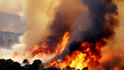 84-годишна жена обгоря тежко при пожар в свищовското село Александрово 
