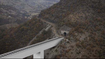 България представи в Брюксел пътна карта за завършването на жп Коридор 8