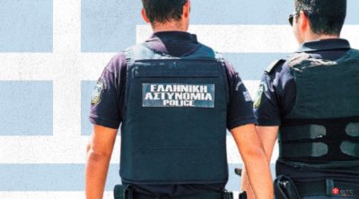 Като по филмите: Българска кола с нелегални мигранти бяга по гръцките пътища
