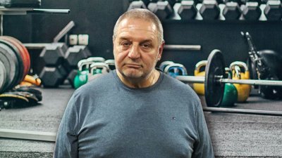 Нов скандал разтърси щангите, уволниха главния треньор