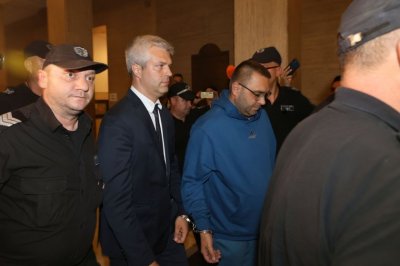 Юристи се усъмниха в процедурните методи по делото срещу варненския кмет