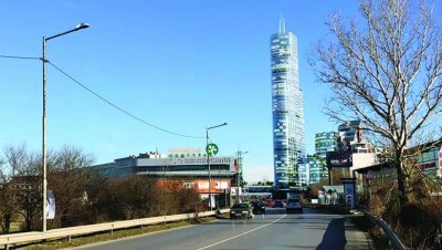 Терзиев спира строежа на 215-метровия небостъргач на "Черни връх" с промени в плана 