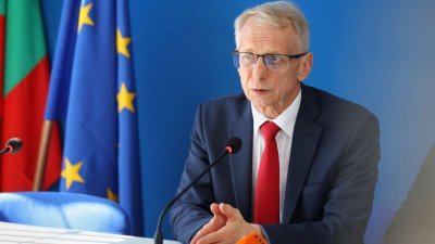 Денков: ПП е против закриването на КПК