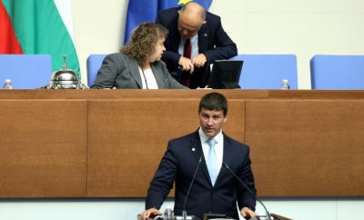 Ивелин Михайлов: Да сменим Конституцията
